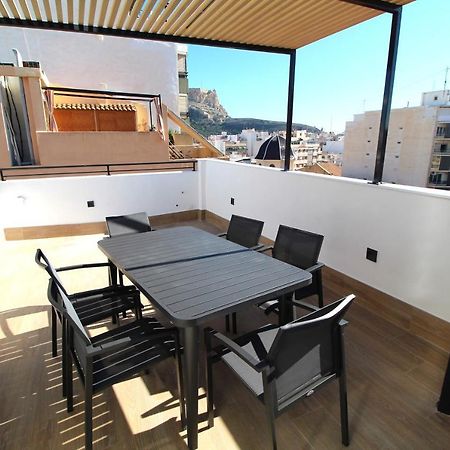 Appartamento Atico Loft De Lujo Con Terraza Espectacular Y Vista A Los 2 Castillos Alicante Esterno foto
