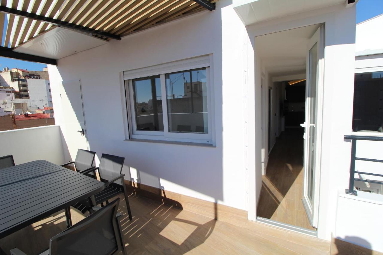 Appartamento Atico Loft De Lujo Con Terraza Espectacular Y Vista A Los 2 Castillos Alicante Esterno foto