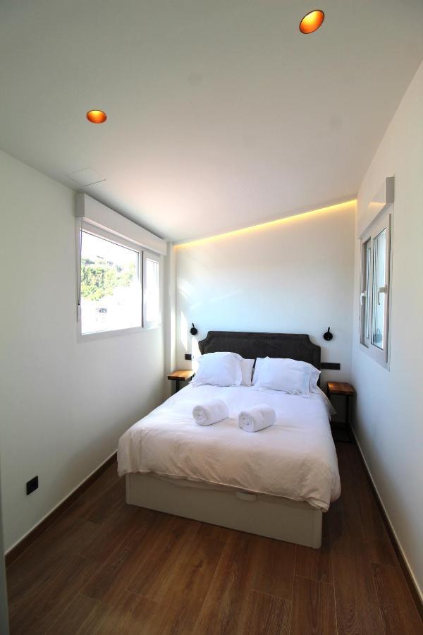Appartamento Atico Loft De Lujo Con Terraza Espectacular Y Vista A Los 2 Castillos Alicante Esterno foto